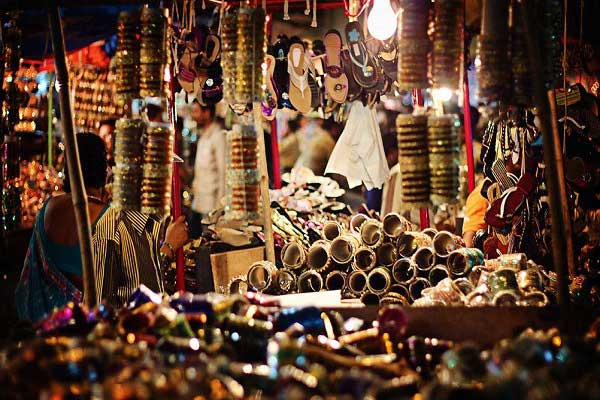 Street Shopping Markets