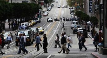 Aye Bhai Zara Dekhke Chalo – Pedestrians You Sure Would Hate