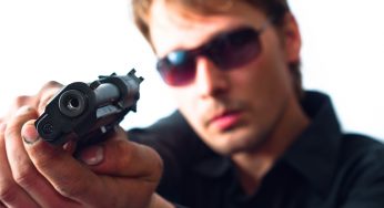 The Stand of US in The World Of Guns