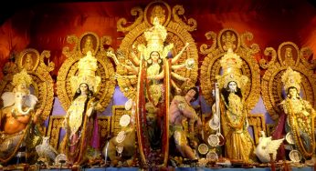 Know The Story Behind The 10 Weapons of Maa Durga