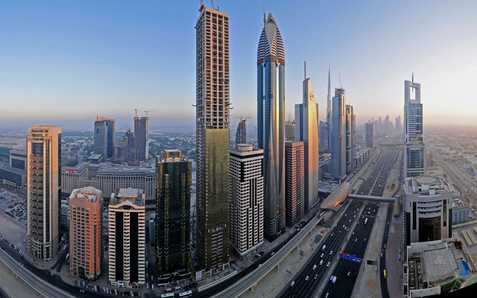 Major Reasons Why Indians Are Not Migrating To Any Gulf Cities