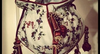 How Elizabeth’s Old Handbag Trend Turned To Modern Fashion