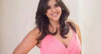Unseen Siblings of Famous Bollywood Actors In Movies