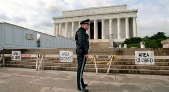 US House approves back pay for furloughed workers