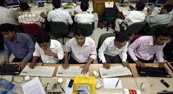 Sensex sheds 132 points as IT stocks plunge