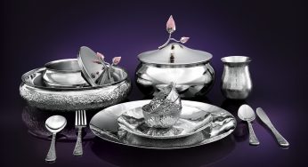 Let your dinner set bloom