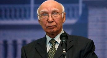 BJP shocked at Sartaj Aziz-separatists meeting in Delhi