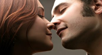 5 Stupid Thoughts You Have Before The First Kiss