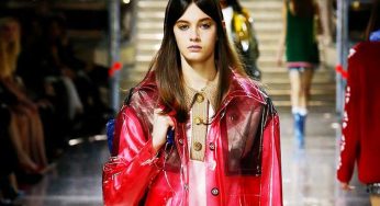 How To Look Smoking Hot Even In A Raincoat!
