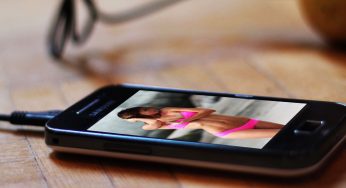 These 5 Myths, About Mobile Phone Charging, Are Rubbish And Need To Be Thrown Away